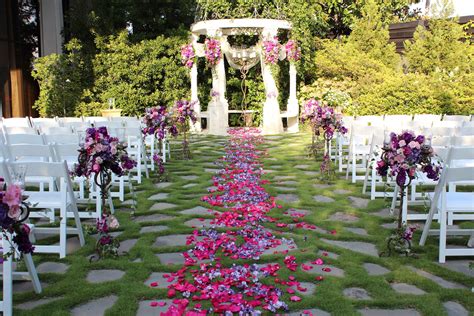 outdoor wedding venues near me.